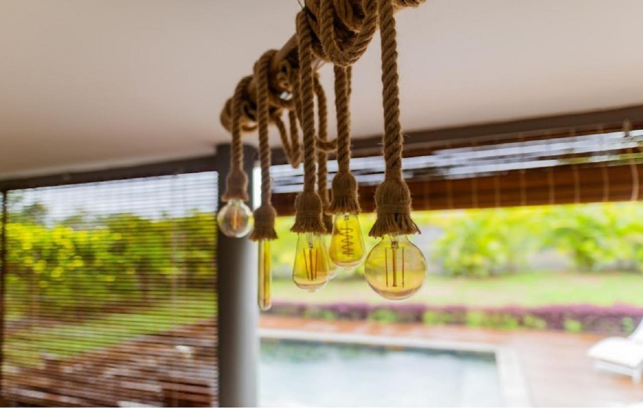 Grand Bay Luxury Villa With Pool & Garden المظهر الخارجي الصورة